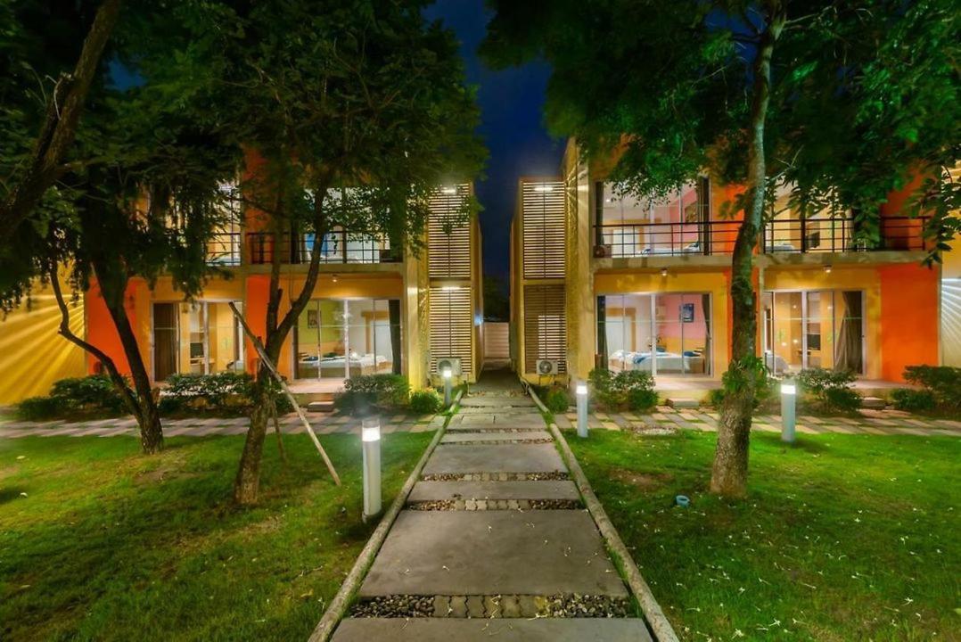 Bangkok.Grand.Resort Bang Bo Extérieur photo