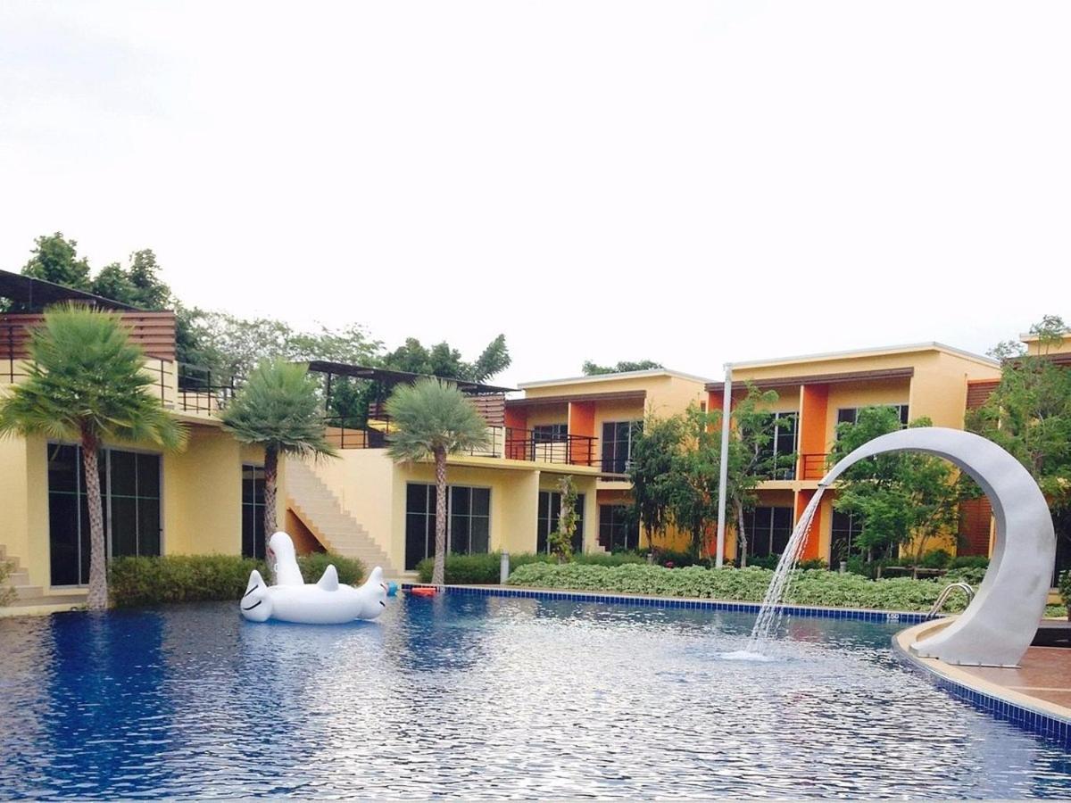 Bangkok.Grand.Resort Bang Bo Extérieur photo