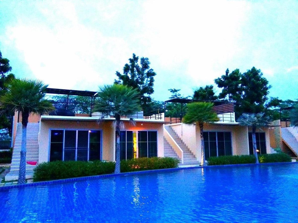 Bangkok.Grand.Resort Bang Bo Extérieur photo